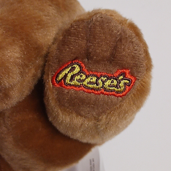 Galerie | Toys | Galerie Reeses Peanut Butter Cup 6 Ribbon Logo Paw ...
